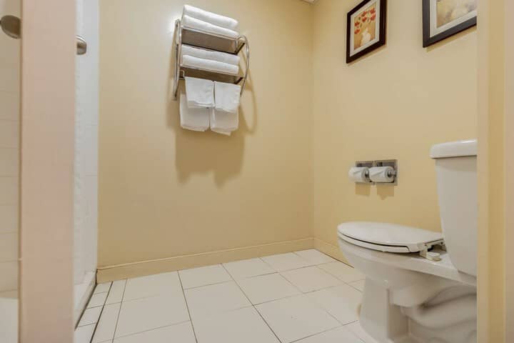 Room 46 of 62